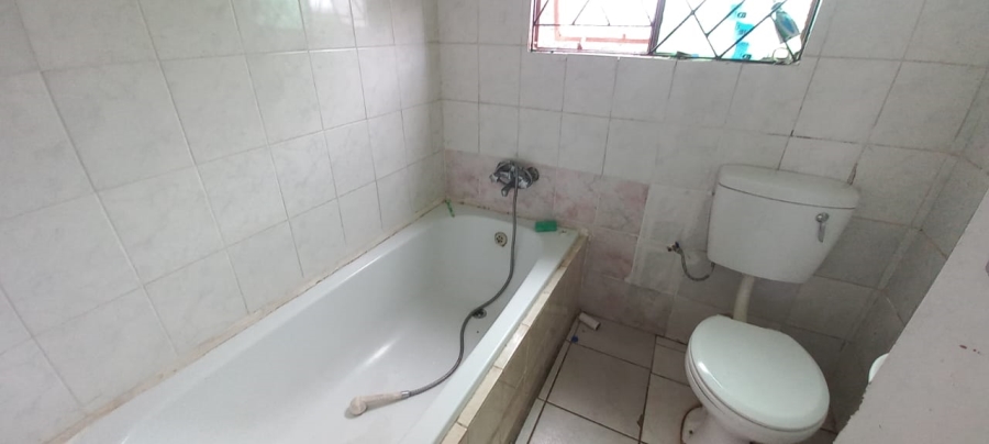 2 Bedroom Property for Sale in Mdantsane Nu 16 Eastern Cape